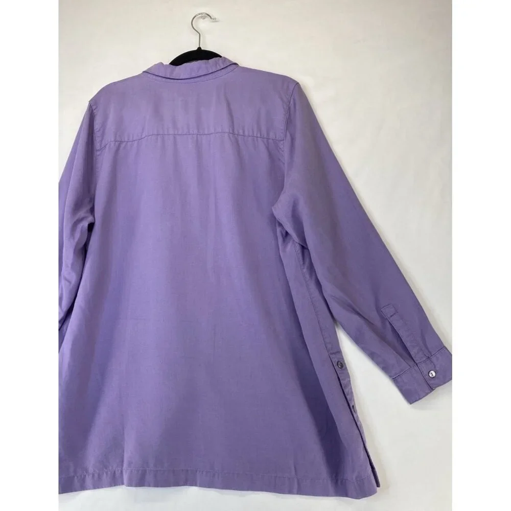 J Jill Blouse Women’s Sz Medium Long tall Purple Button Down Tencel Button Down